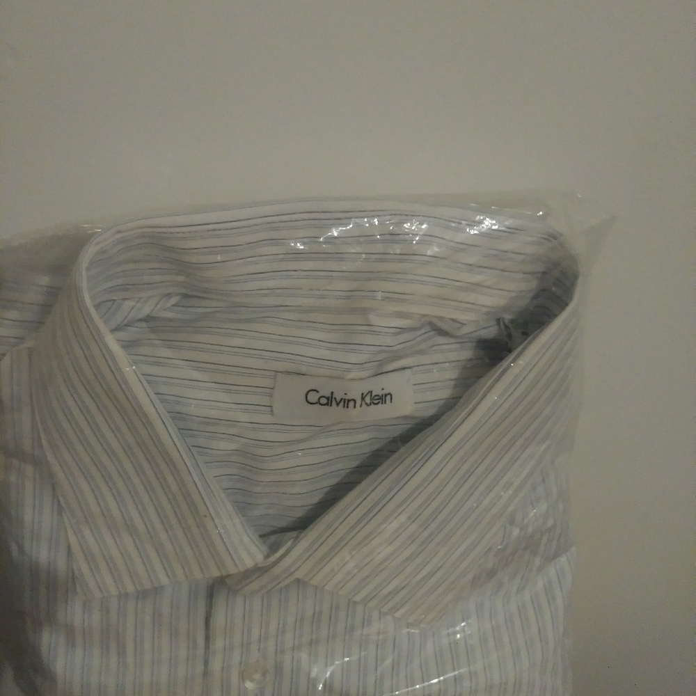 Calvin Klein Men's Dress Shirt b